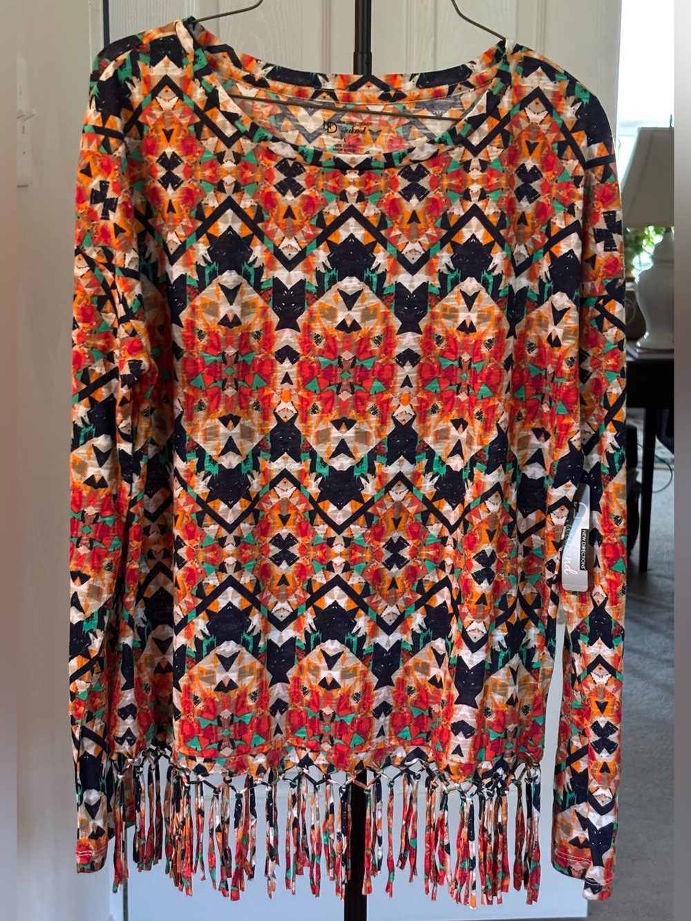 NEW new directions Multicolor Geometric Fringe Long Sleeve Top